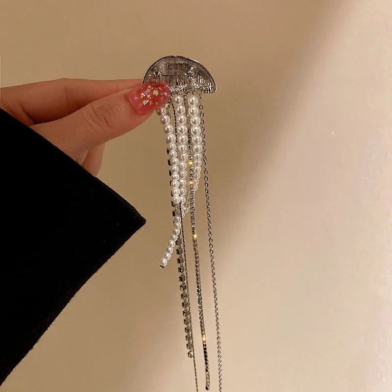 XIALUOKE 1 Piece Vintage Hyperbole Crystal Pearl Jellyfish Long Tassels Collar Brooche