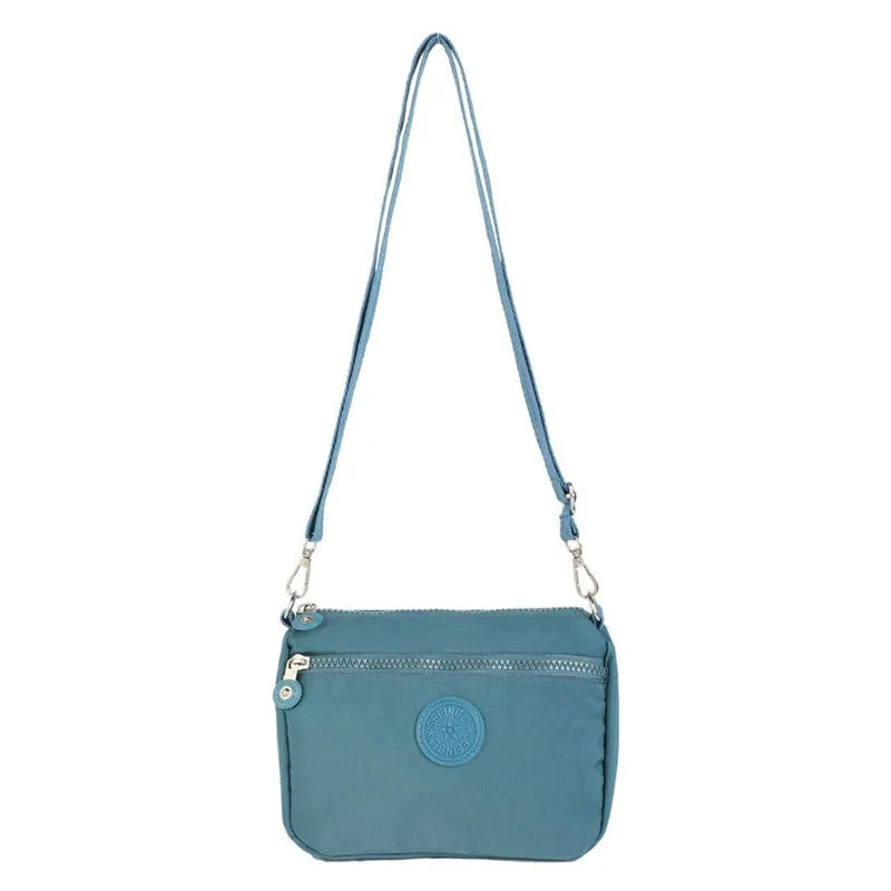 Women's large capacity shoulder bag